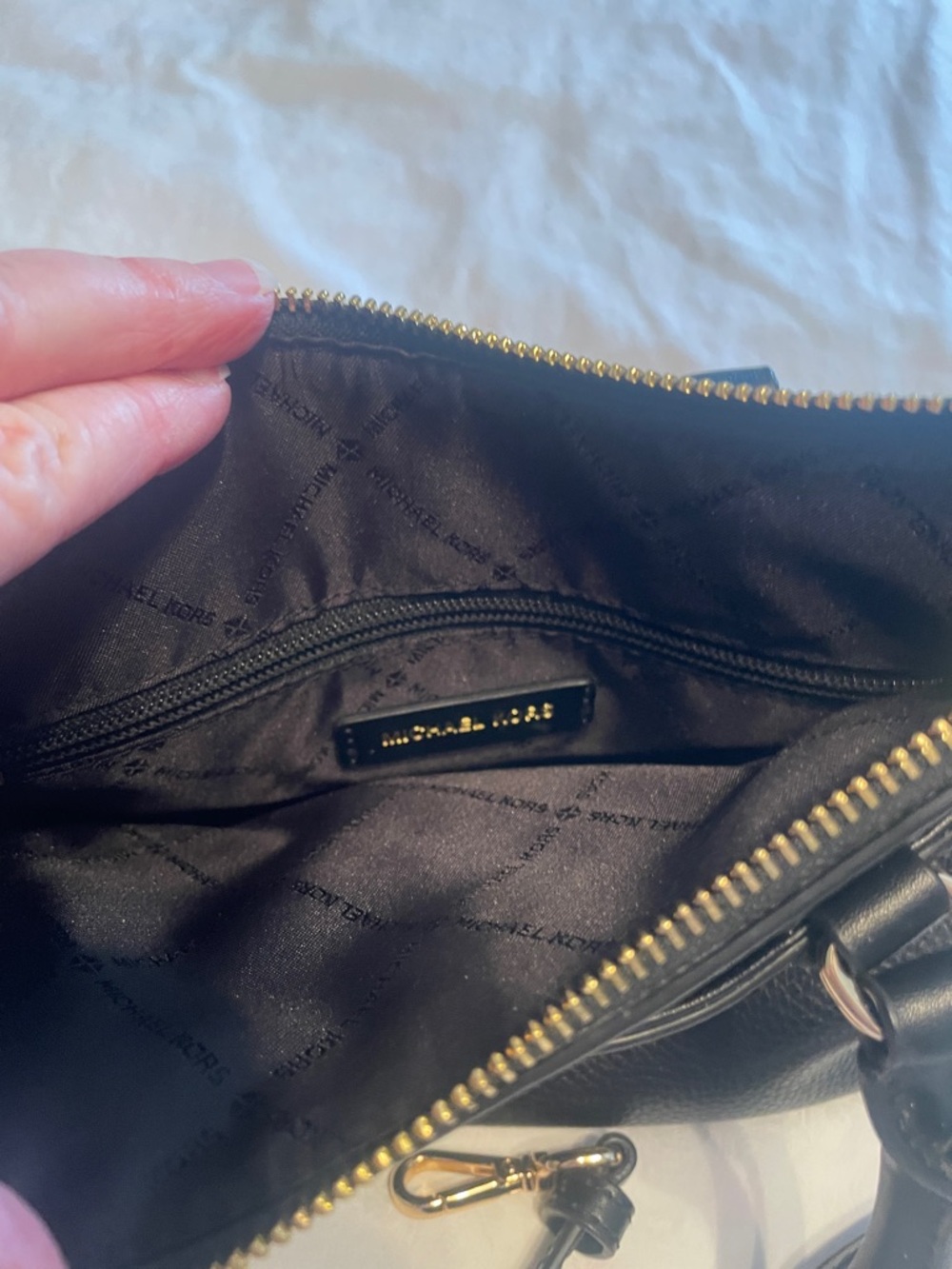 Michael Kors Black Pebbled Leather Satchel with Gold Hardware w/detachable strap - Picture 5 of 6